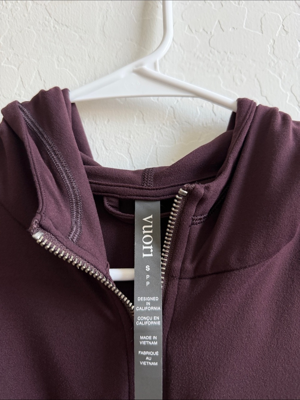 Vuori Halo Modern Full Zip Hoodie Raisin Size Small - Picture 7 of 9